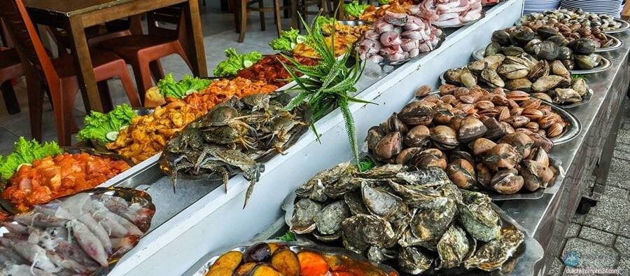 Du lịch Nha Trang để thưởng thức hải sản tươi ngon