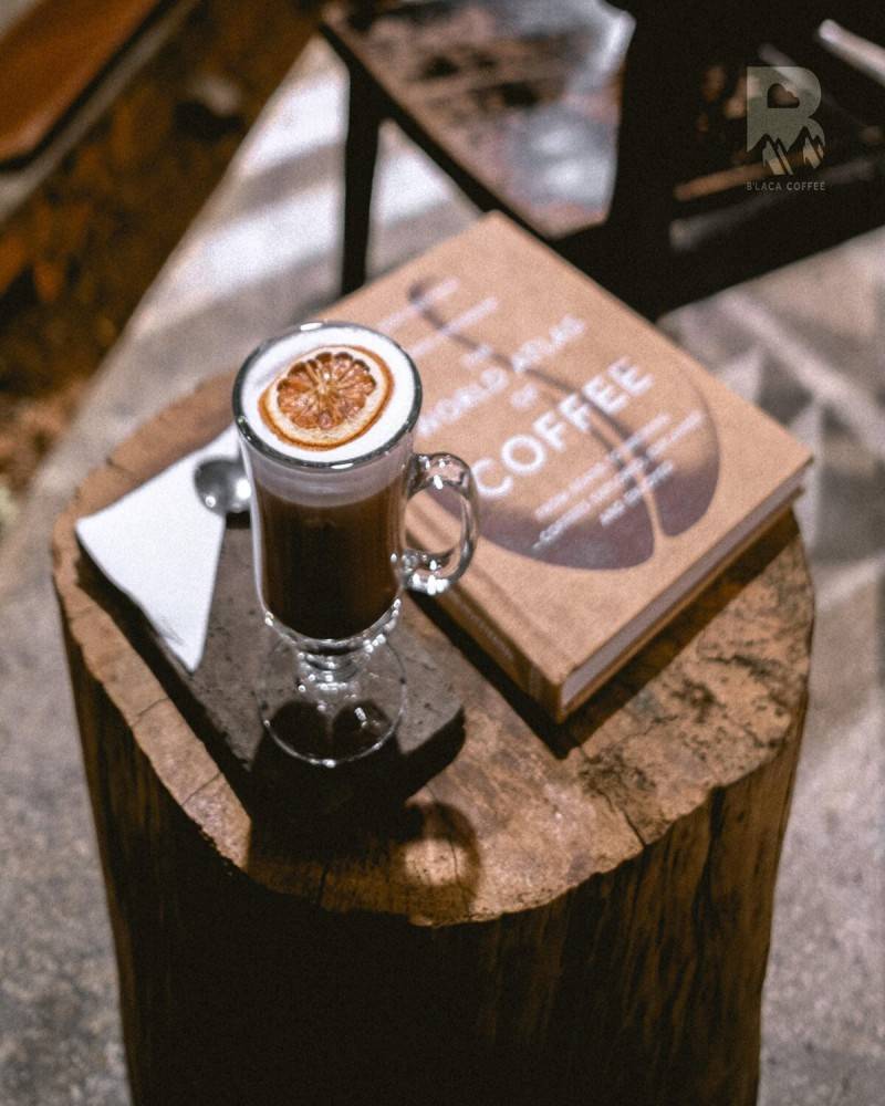 B'laca coffee, điểm hẹn mới mẻ cho các cặp đôi