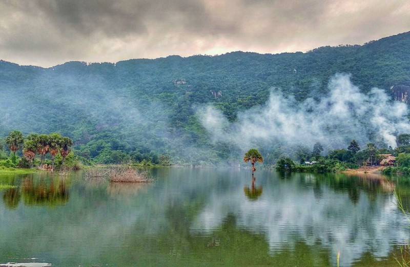 Kinh nghiệm đi hồ Ô Thum và tìm về nơi bình yên nhất giữa phố huyện