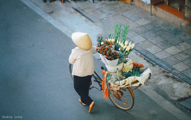 Mùa thu Hà Nội nhìn từ góc ban công là bức tranh tuyệt mỹ với cảnh sắc lãng mạn, bình yên. Đây là vẻ đẹp mà bạn nên khám phá nếu có dịp du lịch Hà Nội lúc tiết trời vào thu.Mùa thu Hà Nội nhìn từ góc ban công là bức tranh tuyệt mỹ với cảnh sắc lãng mạn, bình yên. Đây là vẻ đẹp mà bạn nên khám phá nếu có dịp du lịch Hà Nội lúc tiết trời vào thu.