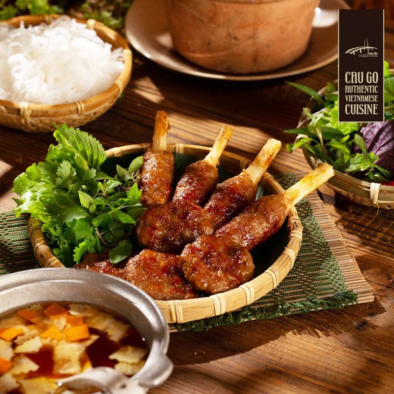 Cau Go Vietnamese Cuisine – Tuyệt mỹ với không gian ẩm thực bao quát toàn cảnh Hồ Hoàn Kiếm