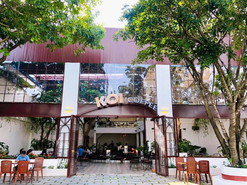 KOI café Phú Yên – Quán cà phê cá Koi đầu tiên tại Phú Yên
