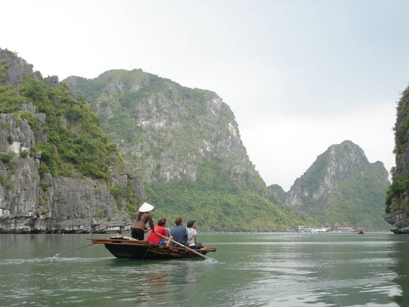 Làng chài Vung Viêng - Khám phá ngôi làng nổi tồn tại qua nhiều thế hệ