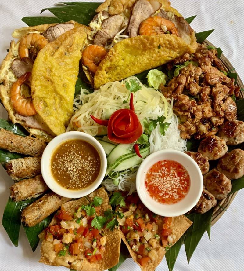 Nhà hàng Ngọc Tuyết Hội An - Tất tần tật những món ăn đặc sản phố cổ