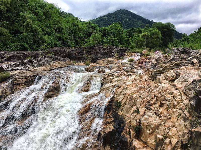 Thác Yang Bay Nha Trang - Con thác đầy e ấp dịu dàng giữa núi rừng nguyên sinh hoang sơ