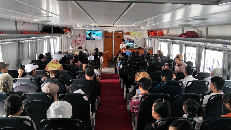 Tìm hiểu kinh nghiệm đi tàu cao tốc Nha Trang cho người say sóng