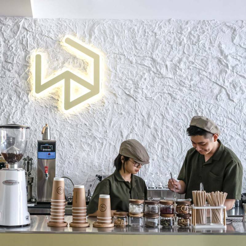 Wonderlust Coffee and Bakery  - Cà phê sống ảo bậc nhất Đà Nẵng