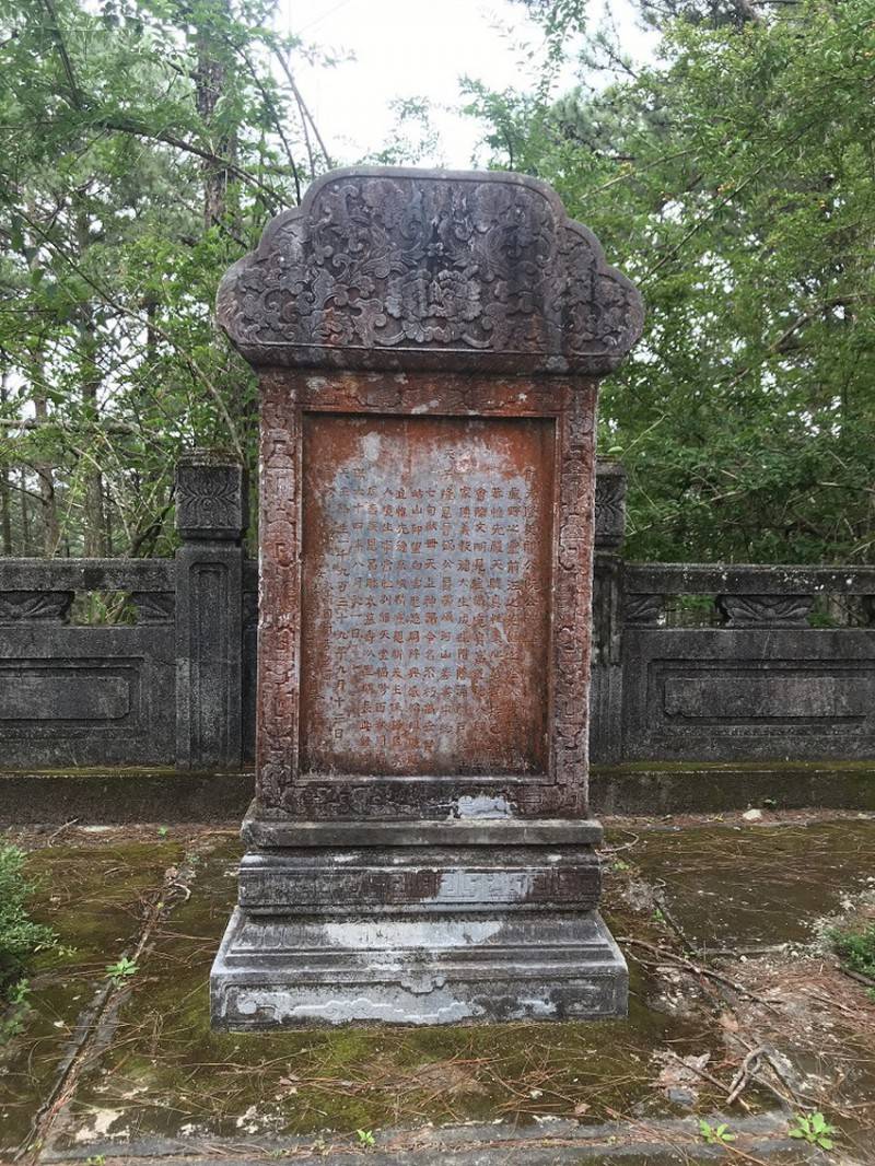 Ấn tượng lăng Nguyễn Hữu Hào Đà Lạt với kiến trúc cung đình Huế đặc trưng