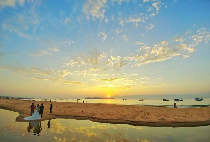 Bãi biển Long Thuỷ Phú Yên - Nét đẹp hoang sơ, thanh bình