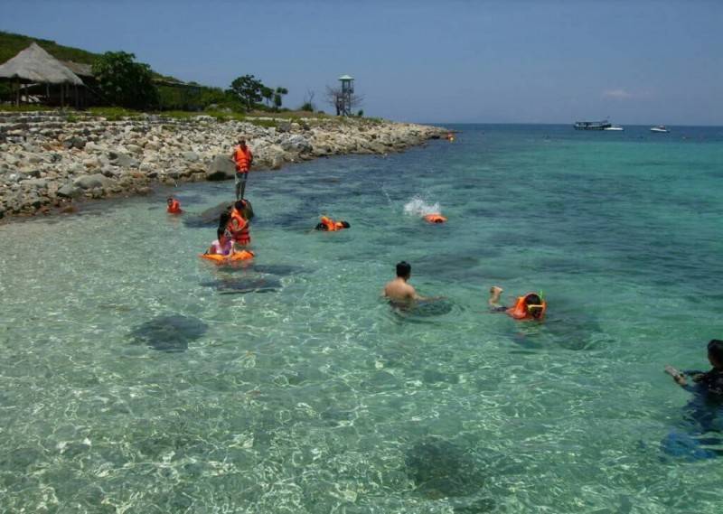 Bãi Sạn, Bãi Sỏi - Điểm đến vô cùng hot được giới trẻ đổ xô tìm kiếm tại thành phố biển Nha Trang