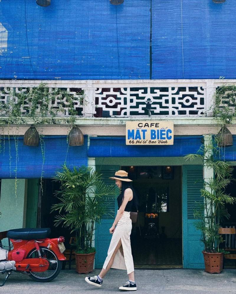 Bạn đã ghé qua quán cafe nổi tiếng phố cổ Bao Vinh Huế chưa?