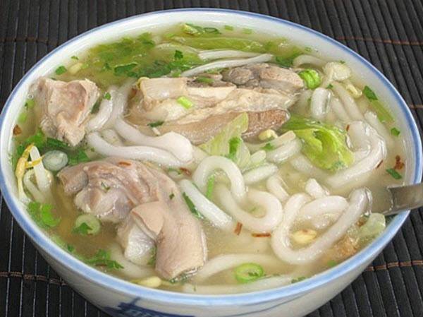 Bánh canh Hội An - Đặc sản phố cổ vạn người mê