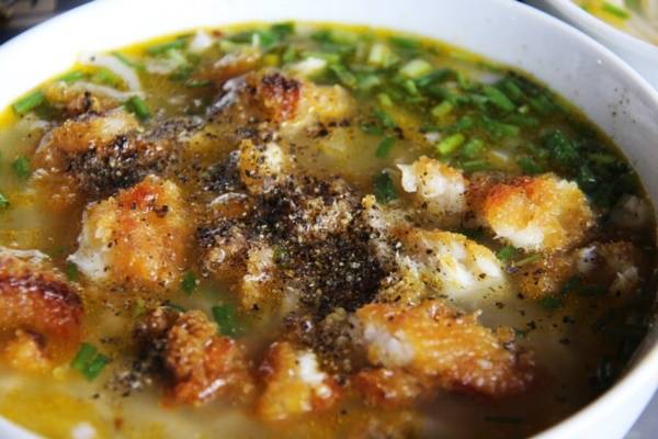 Bánh canh Hội An - Đặc sản phố cổ vạn người mê