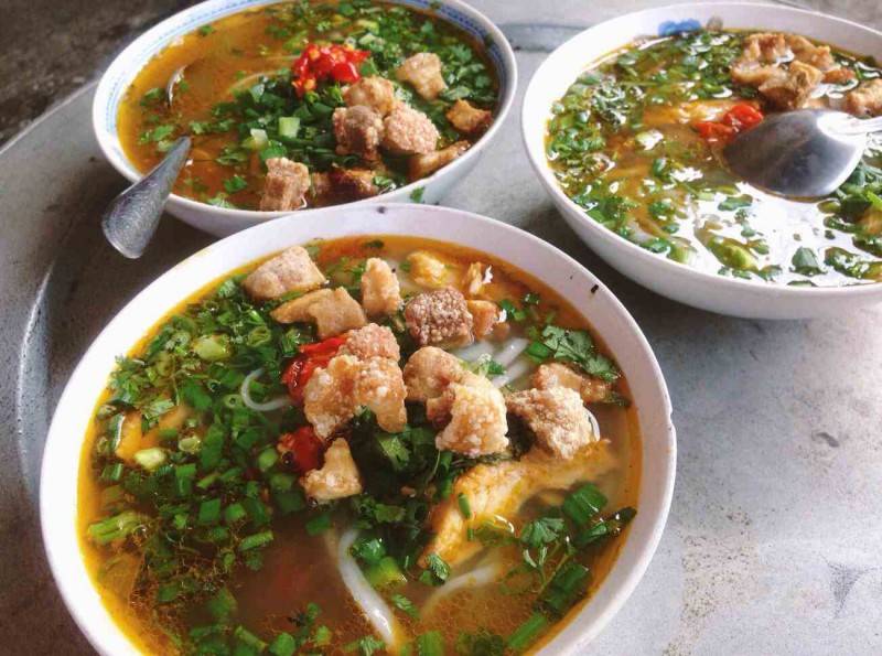 Bật mí Top quán bánh canh ngon Đồng Xoài, hương vị hấp dẫn khó cưỡng