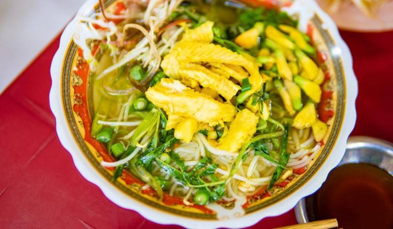 Bún cá Hiếu Thuận, quán ăn bình dân phải thử khi đến An Giang