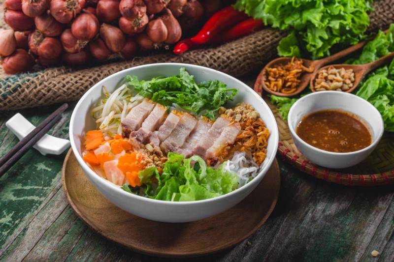 Bún mắm nêm Đà Nẵng - Đổ gục trước hương vị đặc sắc không nơi nào sánh bằng