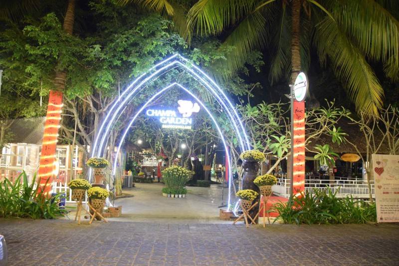 Champa Island restaurant - Nhà hàng chuẩn 5 sao nằm trong khuôn viên khu nghỉ dưỡng cao cấp