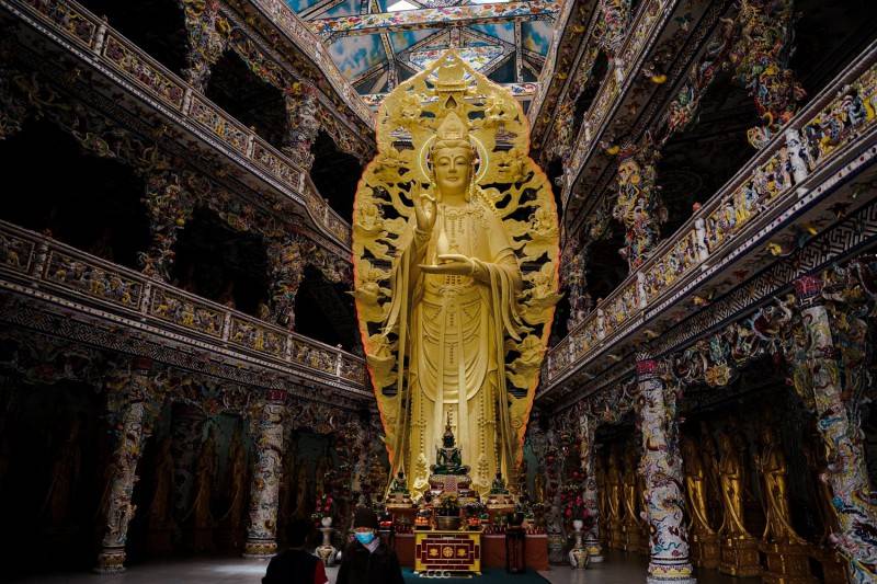 Chùa Linh Phước - Chùa Ve Chai - Khám phá ngôi chùa có 11 cái nhất và kiến trúc đặc sắc ở Đà Lạt