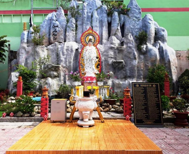 Chùa Từ Quang Cà Mau, địa điểm du lịch tâm linh mang vẻ đẹp cổ kính
