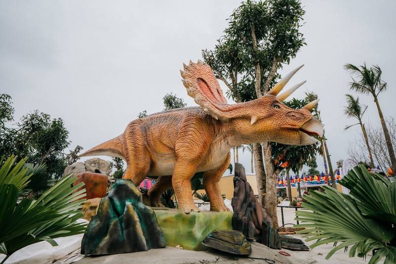 Công viên khủng long Ninh Bình - Điểm đến thú vị bạn không nên bỏ lỡ