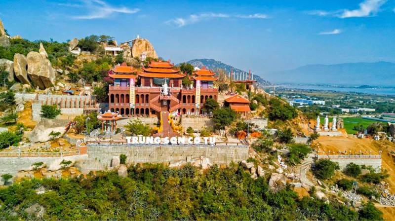Đặc sắc Trùng Sơn Cổ Tự, ngôi chùa bề thế nổi danh khắp Ninh Thuận