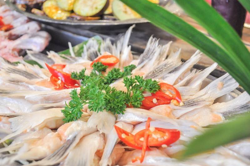 Đại náo bữa tiệc hơn 100 món tại Zallo Buffet Restaurant Nha Trang
