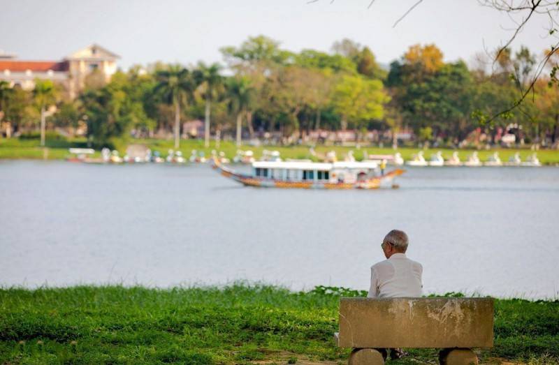 Dạo chơi một vòng công viên 3-2 - Công viên đẹp nhất miền cố đô Huế