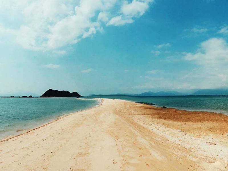 Đảo Điệp Sơn Nha Trang - Chuỗi 3 hòn đảo với con đường ẩn hiện độc đáo nhất Việt Nam