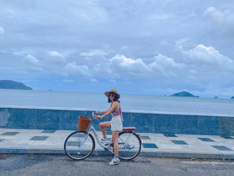 Đến Bãi biển Lò Vôi Côn Đảo thưởng thức vẻ đẹp thiên nhiên hùng vĩ