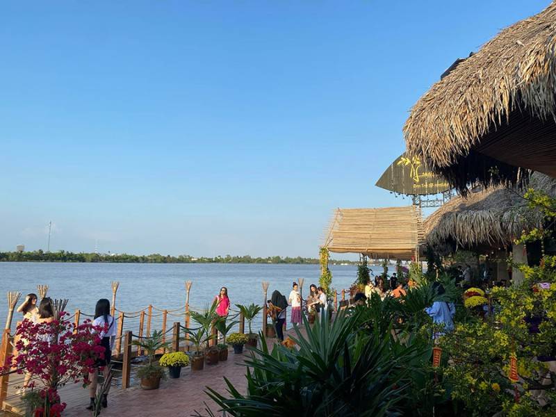Đến làng sinh thái ẩm thực Quê Dừa Bến Tre thưởng thức đặc sản truyền thống
