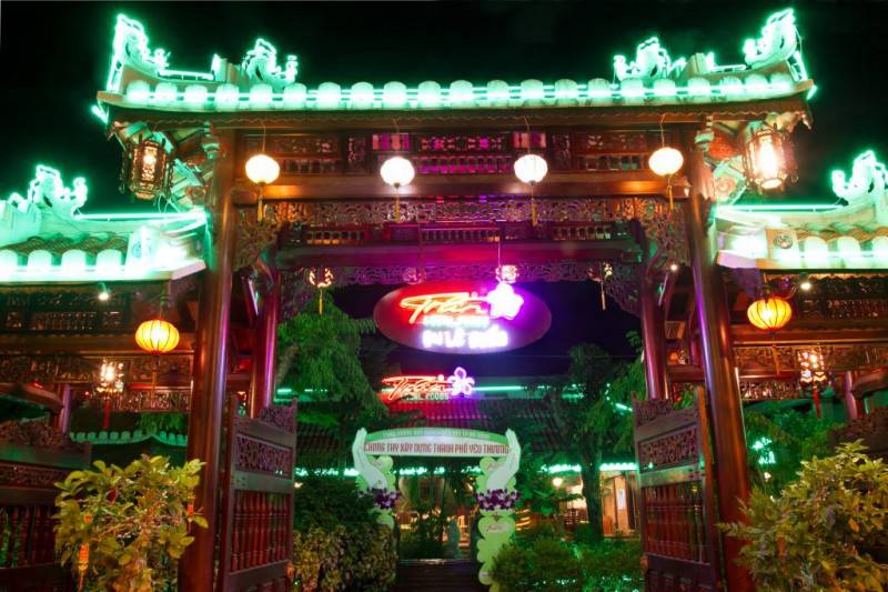 Điểm danh 10 quán ngon Đà Nẵng nức tiếng gần xa