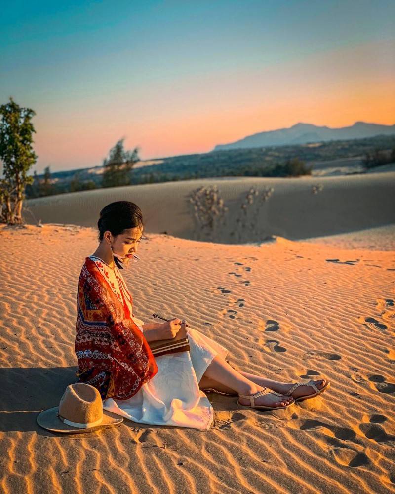 Đồi cát Nam Cương, thiên đường sống ảo của giới trẻ Ninh Thuận