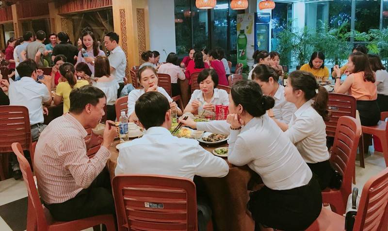 Ghé Kim Tuyến Restaurant tận hưởng không gian ẩm thực sang trọng, tinh tế