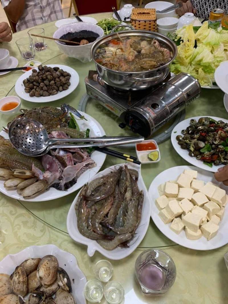 Ghé Nhà hàng Lâm Hải để thưởng thức lẩu nướng ngon ‘đỉnh chóp’