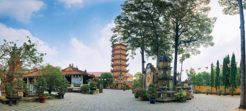 Ghé thăm Chùa Hội Khánh tìm hiểu lối kiến trúc tôn giáo lâu đời