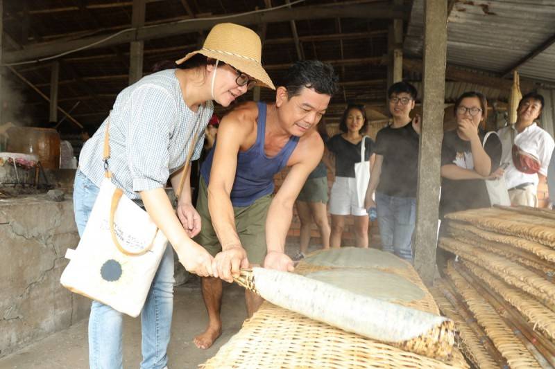 Ghé thăm Lò hủ tiếu Cần Thơ truyền thống nổi tiếng suốt 44 năm