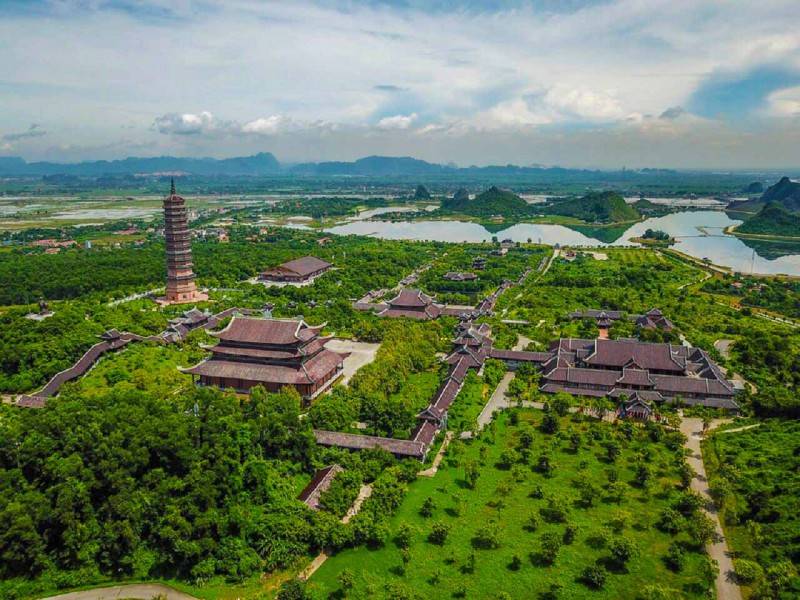 Giếng Ngọc Ninh Bình lớn nhất Việt Nam và không bao giờ cạn