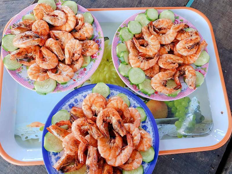 Hải sản bè nổi Vũng Rô Phú Yên – Muôn vàn món ngon với hương vị đậm đà, hấp dẫn