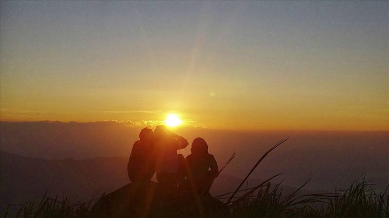 Hành trình 2N1Đ trekking đỉnh Chư Nâm săn biển mây tuyệt mỹ chốn Gia Lai