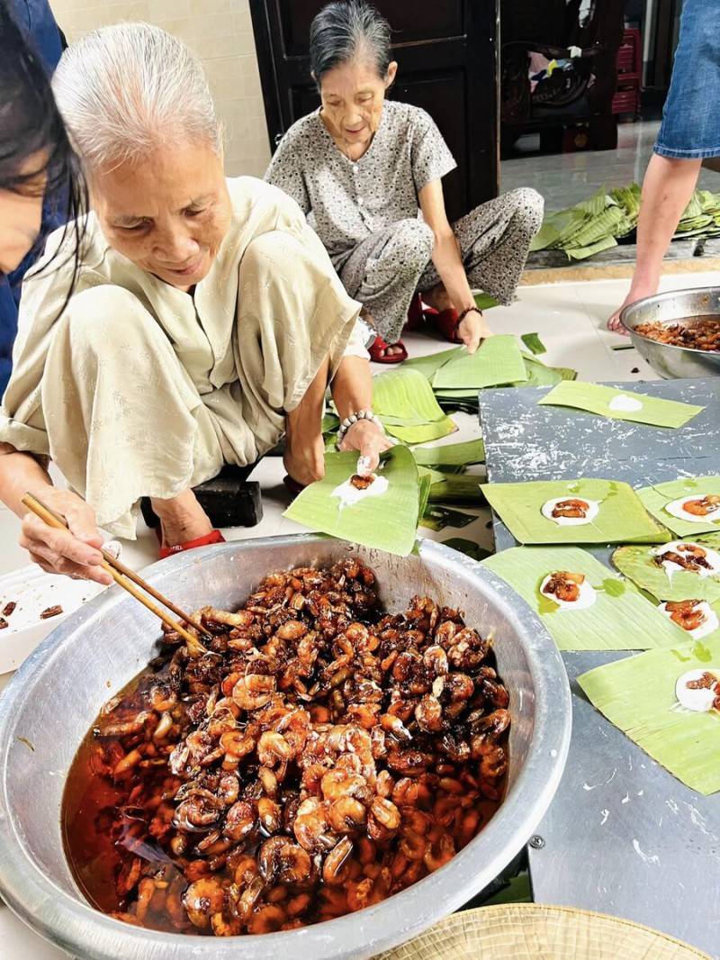 Khám phá ẩm thực Huế với phong vị đặc biệt nổi danh miền Trung