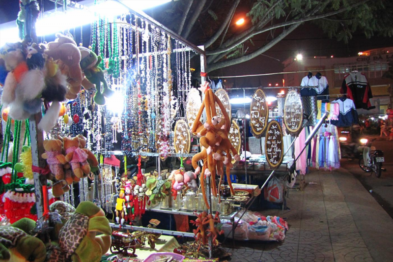 Khám phá chợ Đà Lạt - Khu chợ sầm uất hàng đầu thành phố ngàn hoa
