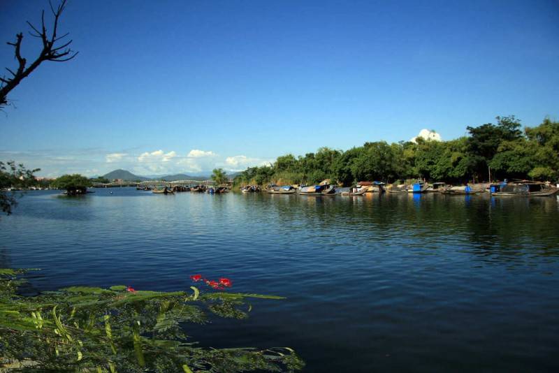 Khám phá Cồn Hến Huế - Đảo nhỏ mộng mơ giữa lòng sông Hương