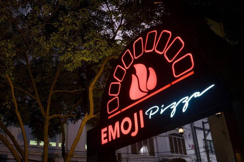 Khám phá Emoji Pizza truyền thống cực độc đáo ở Bình Dương