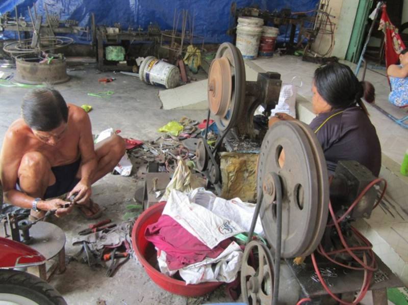 Khám phá làng nghề lưỡi câu Mỹ Hoà nổi tiếng ở An Giang