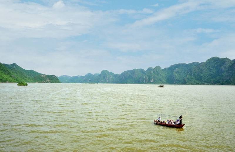 Khám phá một Hồ Đồng Thái mang vẻ đẹp đầy hoang sơ và yên bình