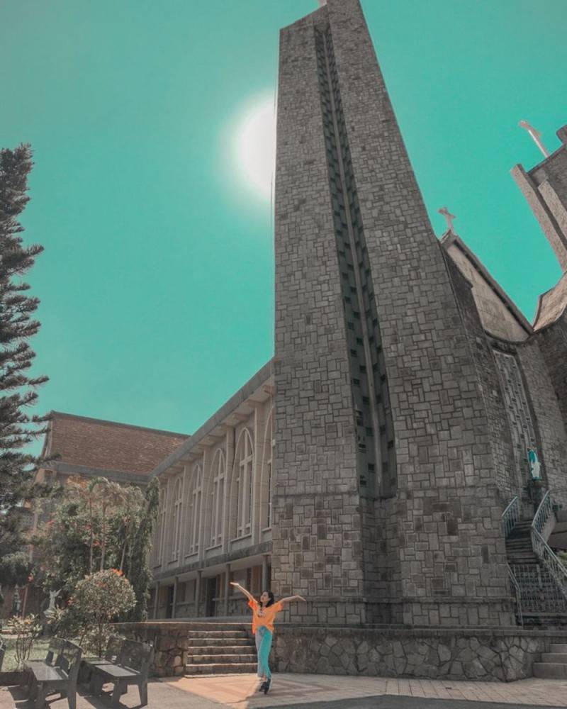 Khám phá nhà thờ Phủ Cam - Điểm nhấn của tôn giáo và du lịch tại Cố đô Huế