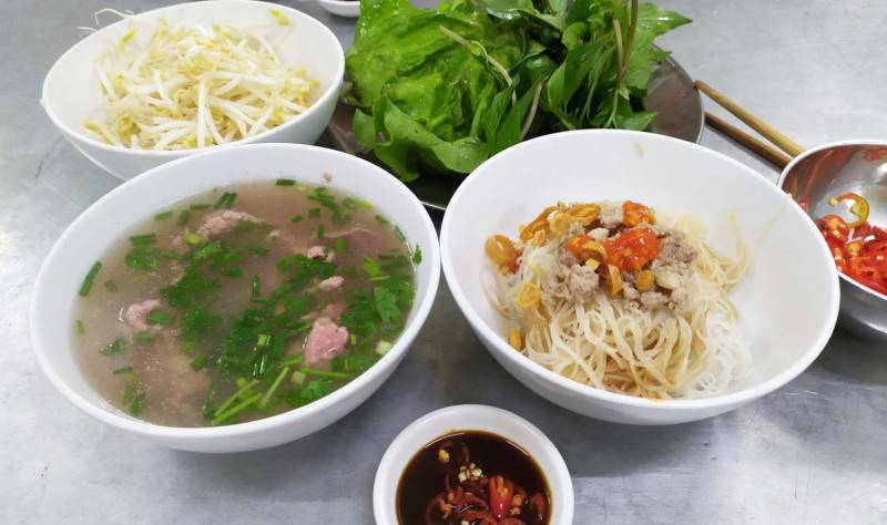 Khám phá Phở khô Bé Tư, điểm đến ẩm thực thú vị ở Pleiku