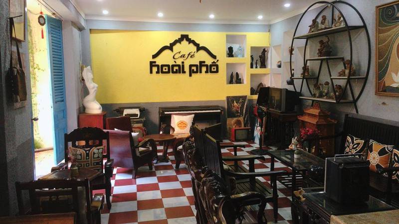 Khám phá quán Cafe Hoài Phố mang phong cách retro tại Đồng Xoài
