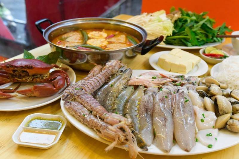 Khám phá thiên đường hải sản tại Nhà hàng Cây Me Nha Trang