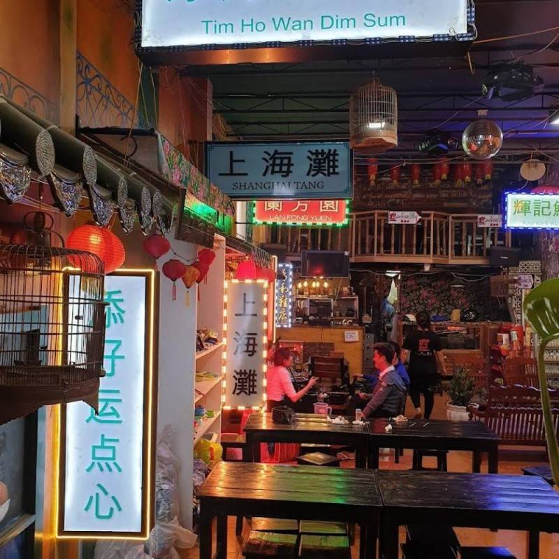 Lan Kwai Fong Mộc Châu - Đổi gió với không gian ẩm thực Hongkong cực chất tại Mộc Châu